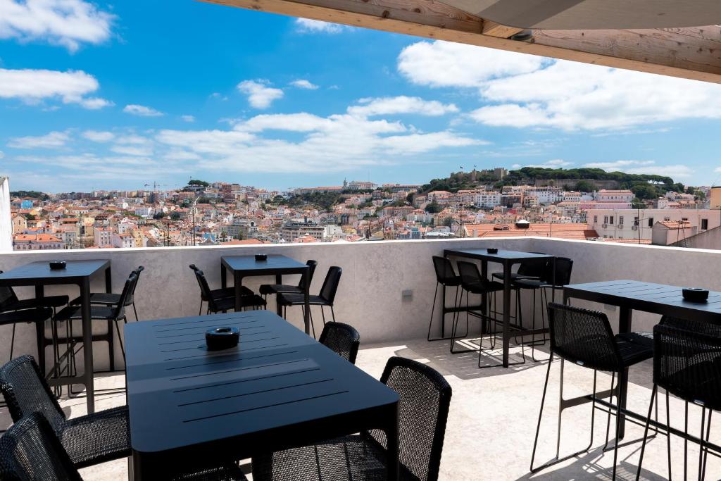 Lisboa Pessoa Hotel rooftop view